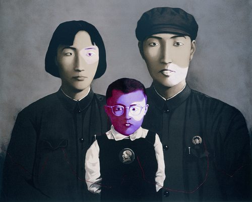 Zhang-Xiaogang_Bloodline-Family-Portrait.-2005-web_