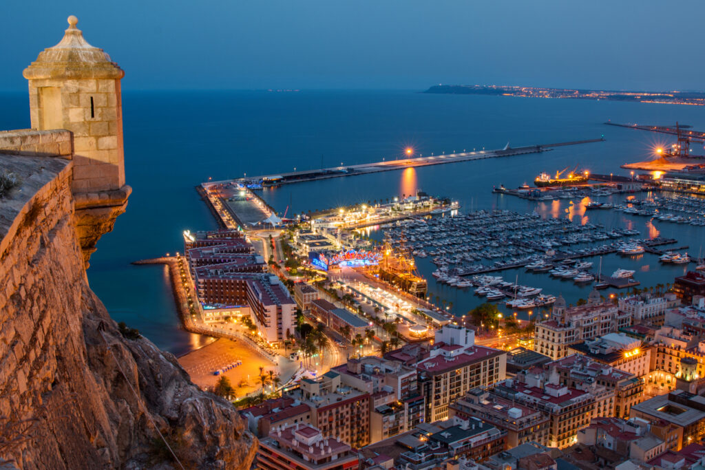 Salida fotografía nocturna por Alicante Escuela Mistos