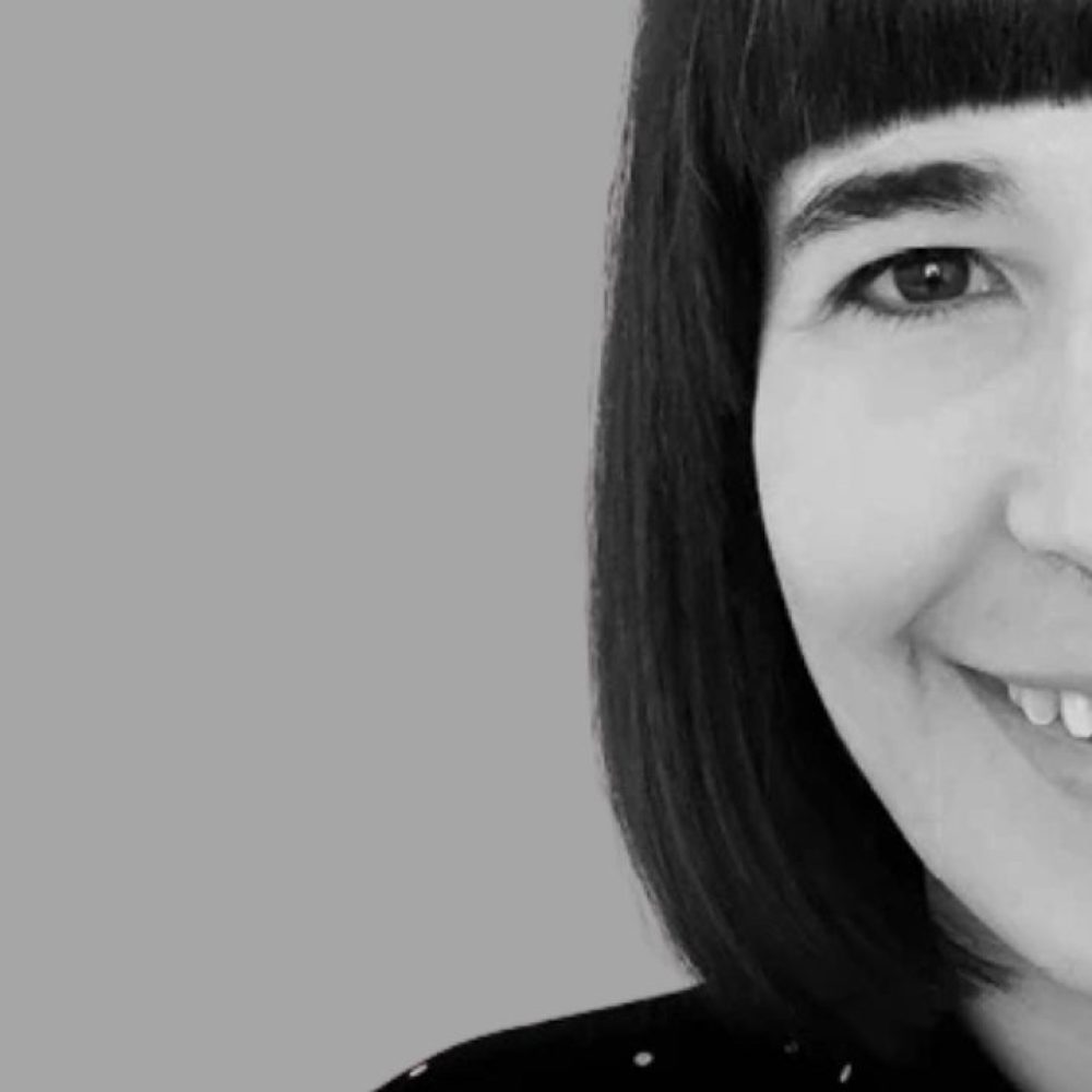 Una conversación sobre el fotolibro con Mireia Alises directora de PhotoArt Books en los directos de Mistos escuela de fotografía de Alicante