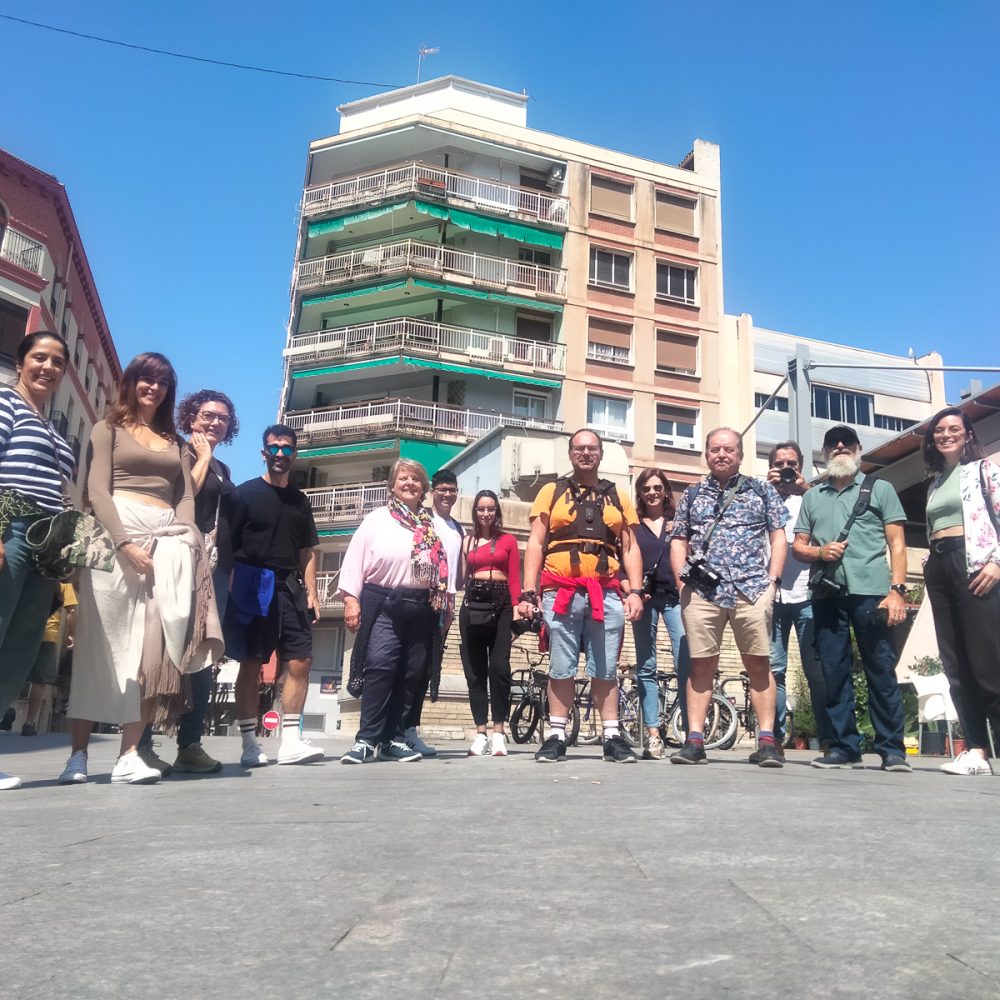 Paseo fotográfico de la escuela de fotografía Mistos en Alicante, dentro del Spring Festival